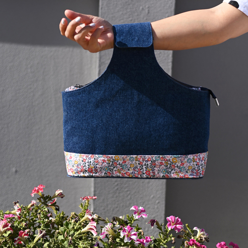 Bloom Wrist Bag